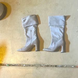 SN women’s suede boots, size 8 gently used